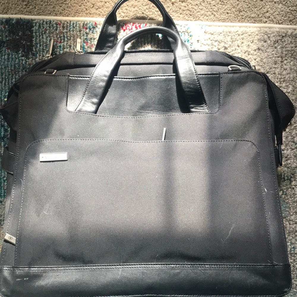 Victorinox Wheeled Business Briefcase